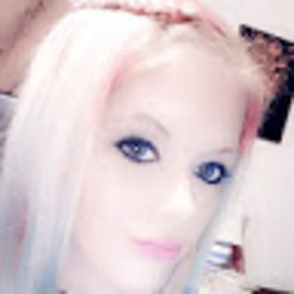 Meet your Posher, Ceciley - Picture 1 of 1